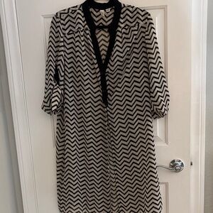 Chevron Print Button-Front Duster  in Black and Cream